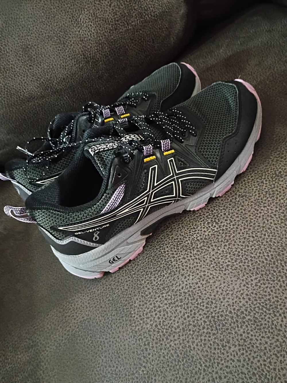 ASICS Women’s Gel-Venture 8 Trail Running Shoes - Black with Pink